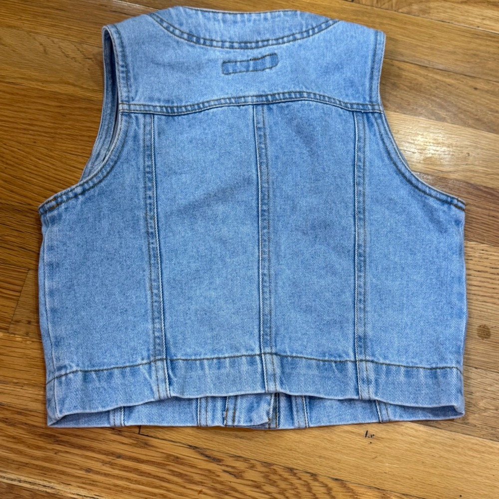 Vintage Jordache Denim Vest Light Wash Rose Embroidered Cropped Blue Small - Picture 3 of 4